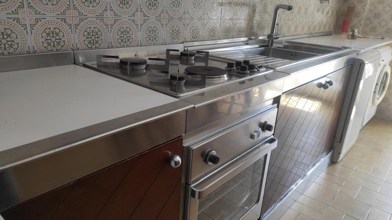 Апартаменты Sakura House Near Vesuvius, Herculaneum And Pompeii Free Parking Торре-дель-Греко Экстерьер фото